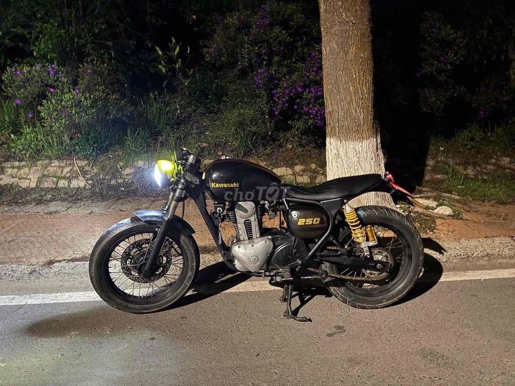 Kawasaki Estrella 250cc Café Racer Черный