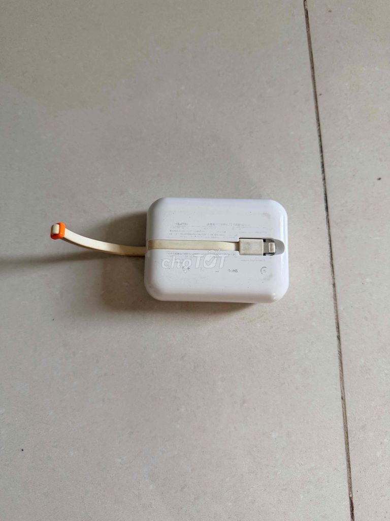 Фото 2: Внешний аккумулятор 10000mAh белый