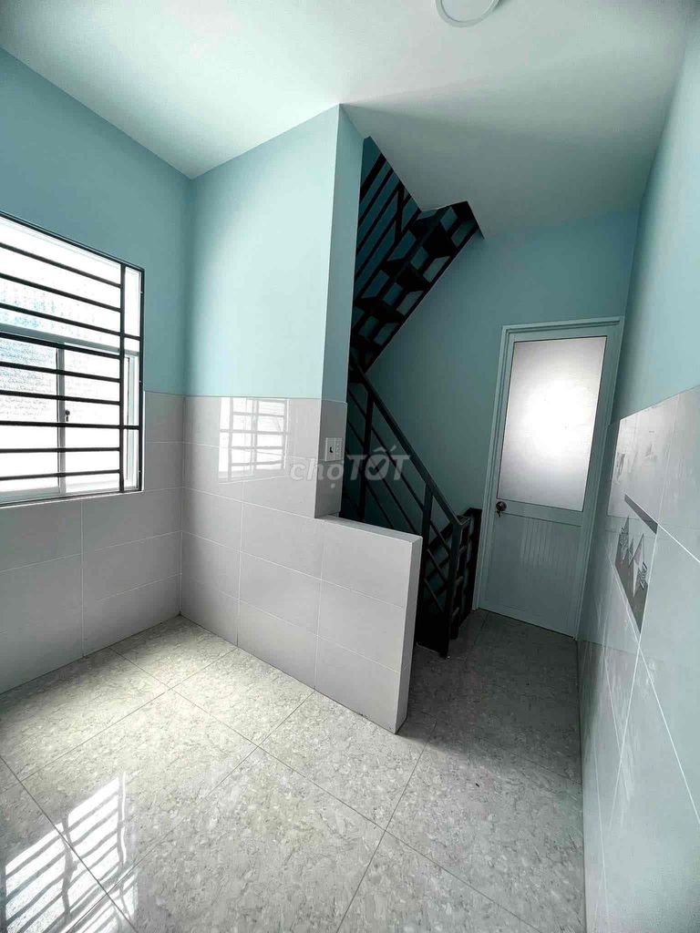🏠 ИЩЕМ 1 ЧЕЛОВЕКА ДЛЯ СОВМЕСТНОГО ПРОЖИВАНИЯ В ЦЕЛОМ ДОМЕ В РАЙОНЕ 4 📍 Адрес: Переулок 144/44 Нгуен