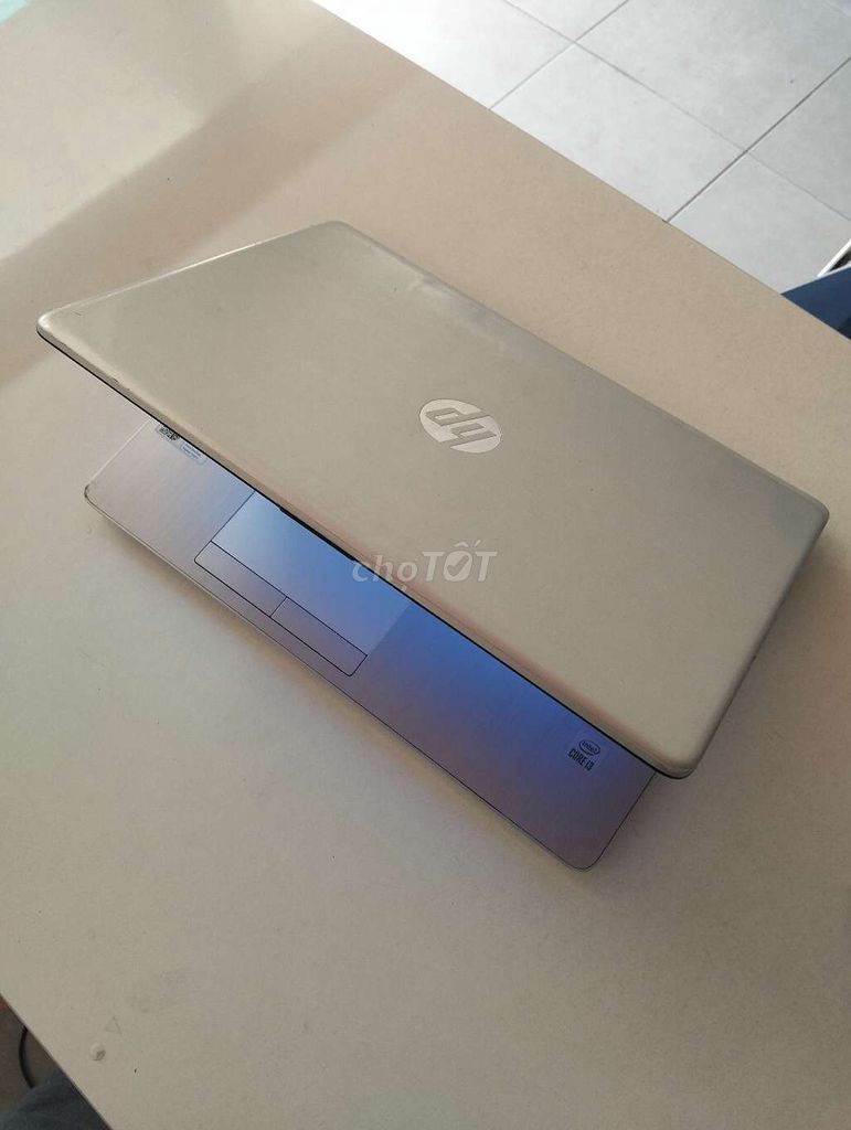 Ноутбук HP Core i3 10-го поколения 4 ГБ серебристый