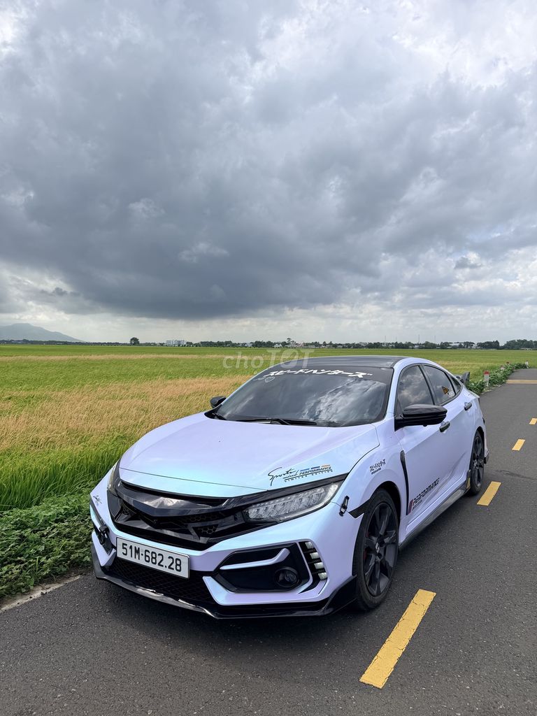 Фото 2: Honda Civic G 1.8 Gen 10 2021 Белый 70 000 км