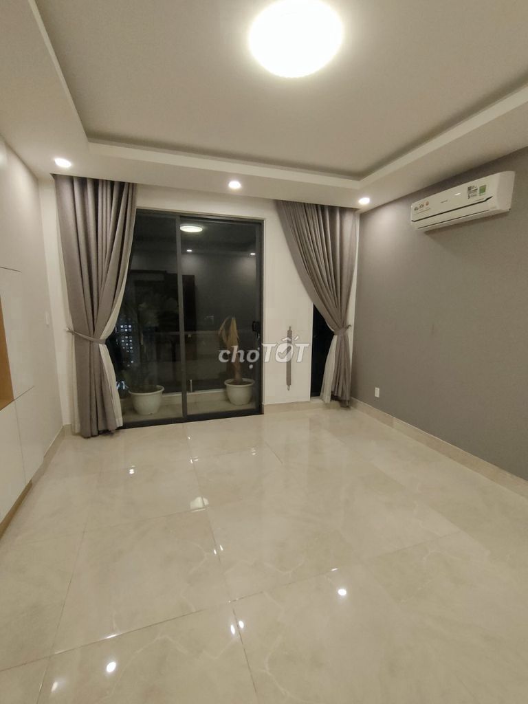 Фото 3: Дом в переулке, сквозной проезд 8 м 💎 Dương Quảng Hàm, район 5 🏠 4x20 м 💎 3 этажа — 4 спальни — 5 санузлов