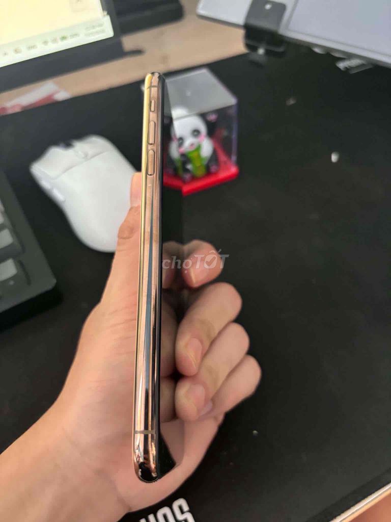 Фото 3: Apple iPhone 11 Pro Max 64GB золотой, красивый, 98%