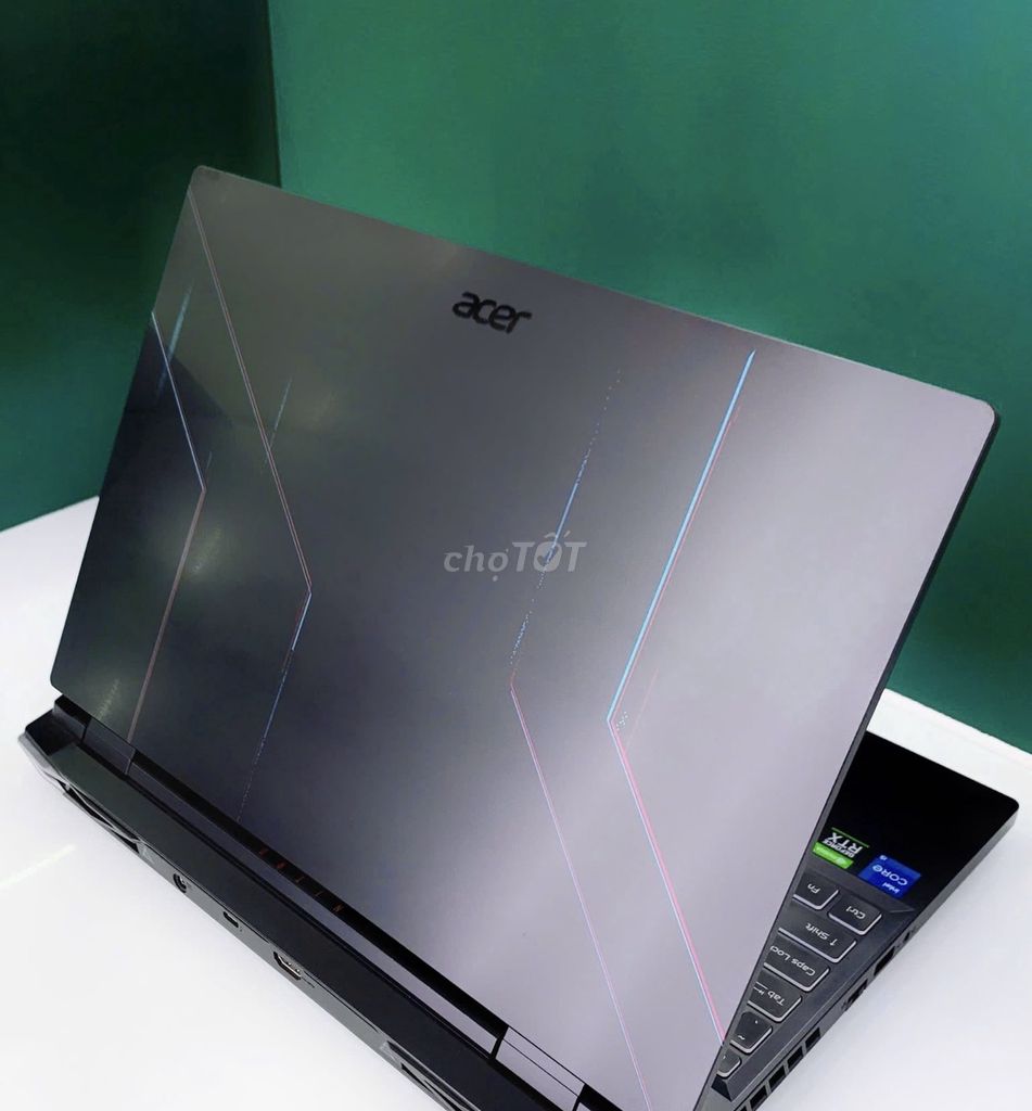 Фото 2: Acer Nitro Tiger i5-12450H 16GB/512GB 3050Ti