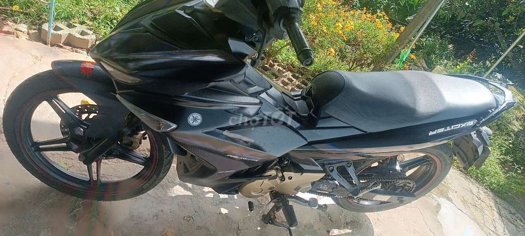 Фото 3: Yamaha Exciter 2017 Черный