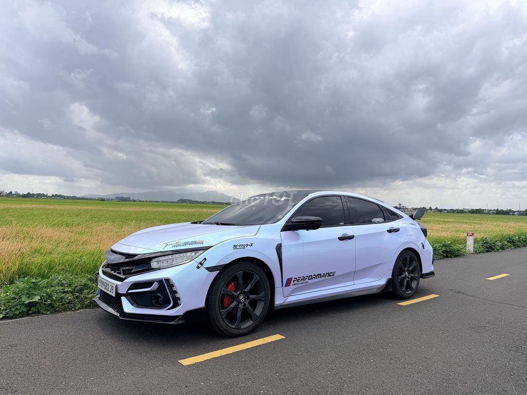 Фото 3: Honda Civic G 1.8 Gen 10 2021 Белый 70 000 км