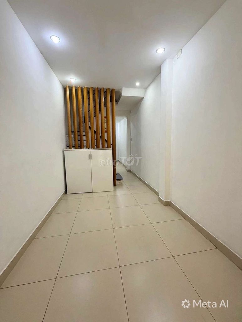 Фото 3: 🏡 ХАЙ БА ЧЫНГ ВСЕГО 2,5 МЛН/МЕСЯЦ КОМНАТА С КОНДИЦИОНЕРОМ 12М² ТАН ДИНЬ - БЕЗОПАСНО.