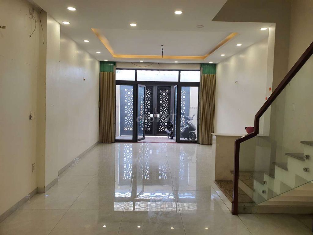 Фото 2: HXH 12m nhà mới nguyên căn 3.5 lầu mới nội thất sẵn
