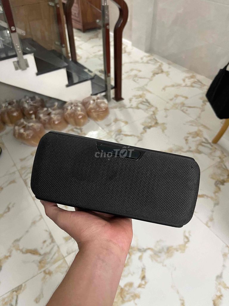 Фото 3: Колонка Bluetooth Xdobo черная, мощный бас