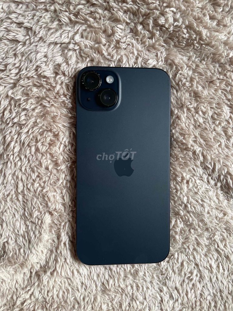 Фото 2: Apple iPhone 15 Plus 128GB Черный как новый