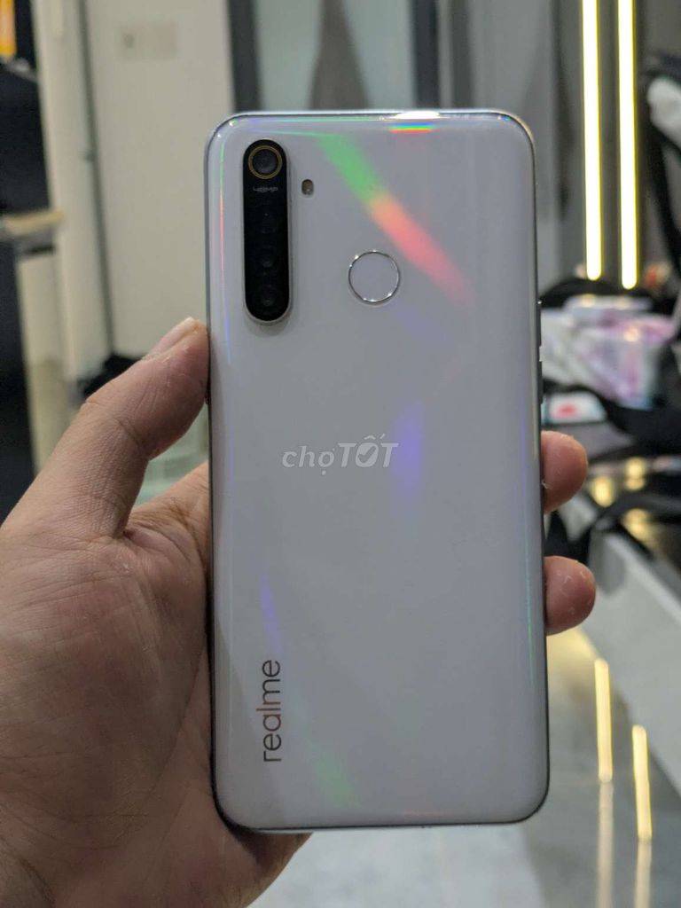 Realme Q Белый жемчуг