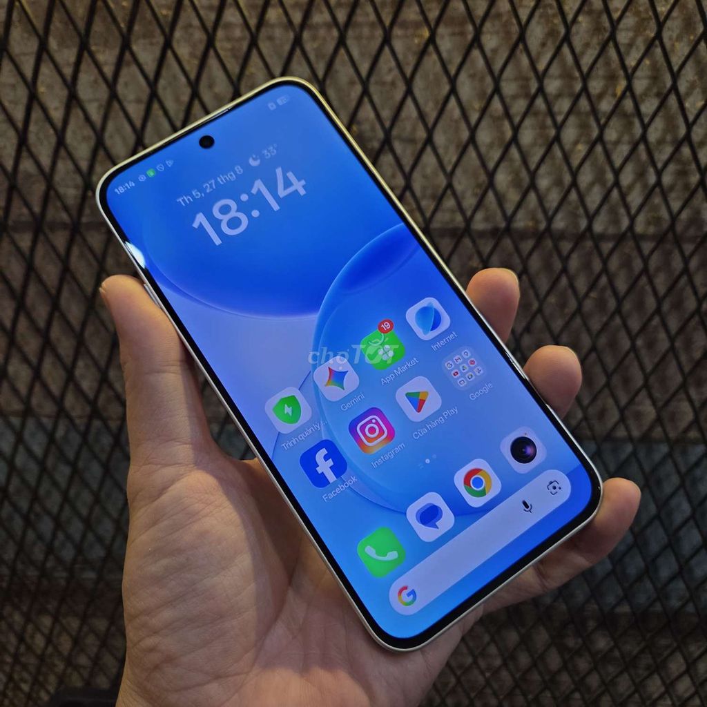 Oppo Reno 16F 5G 128G Белый как новый