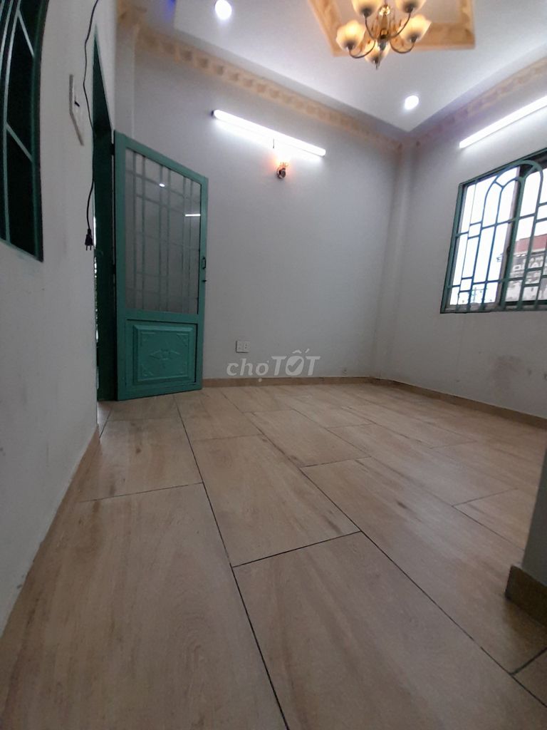 Сдается комната 13 м², район Таншон, Хошимин (бывший район Танбинь)