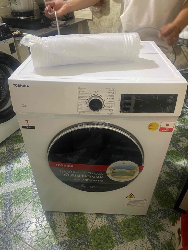 Сушильная машина Toshiba 7 кг, белая, вентиляционная сушка