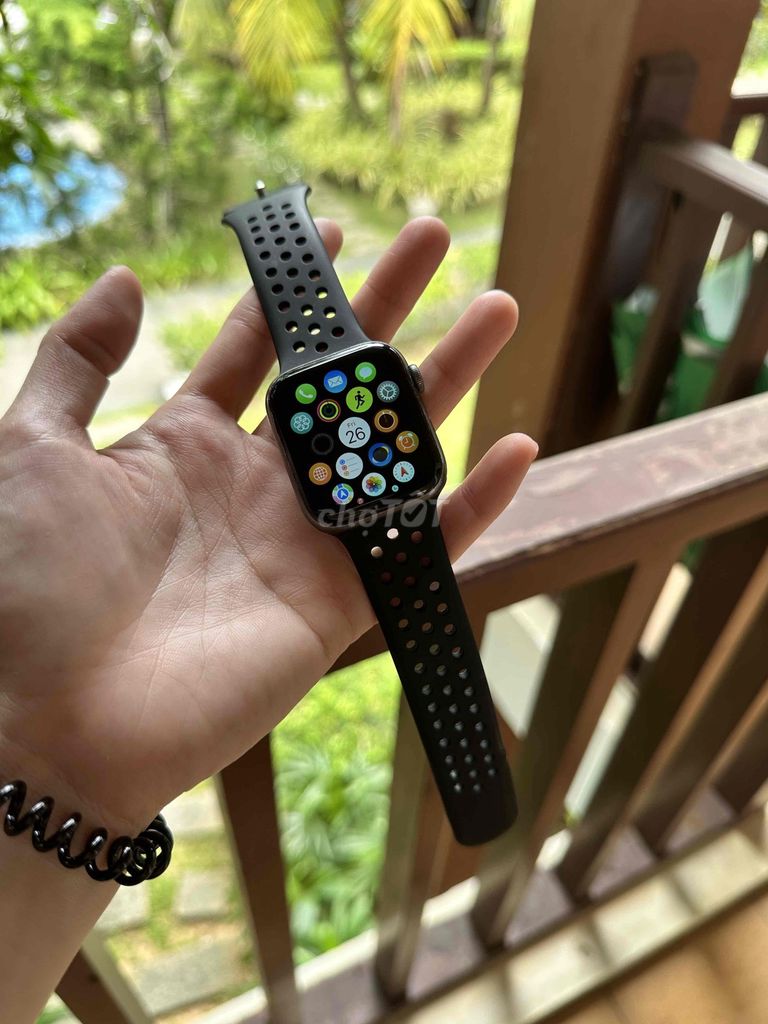 Apple Watch Series 5 LTE, чёрный, 44 мм, USA, оригинал, отличное состояние