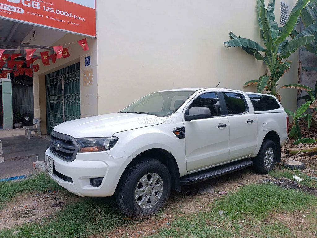 Фото 3: Ford Ranger белый пикап