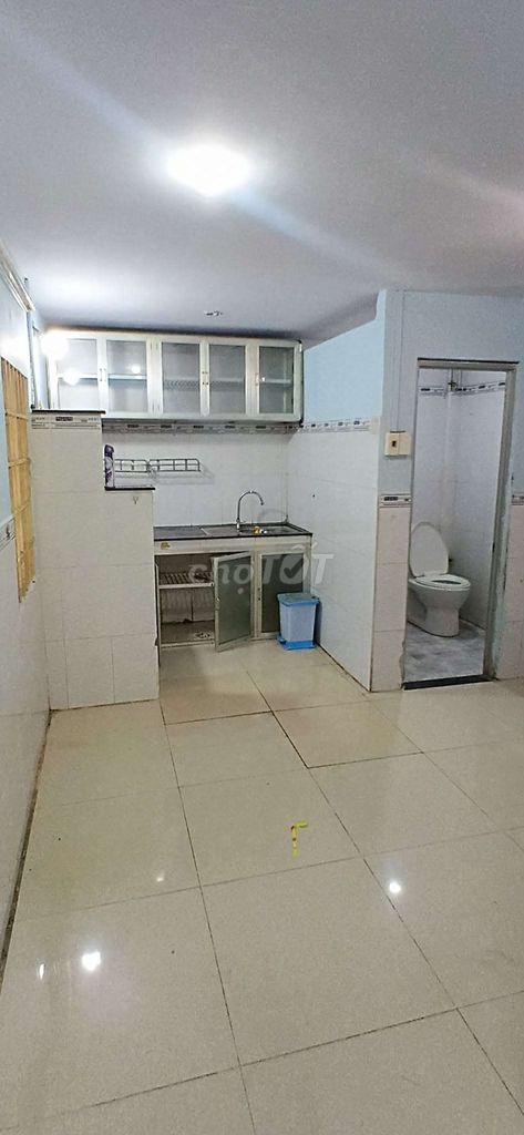 Фото 2: ЦЕЛЫЙ ДОМ РЯДОМ С LOTTE MART NGUYỄN VĂN LƯỢNG 4❌9м