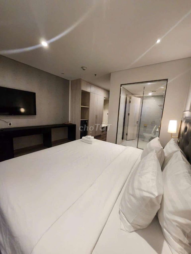 Фото 2: Апартаменты Golden Bay Luxury 3