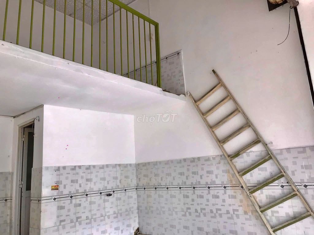 Фото 3: Киоск для бизнеса с антресолью 32 м² — 208 Хо Ван Лонг, Бинь Хынг Хоа Би, Бинь Тан