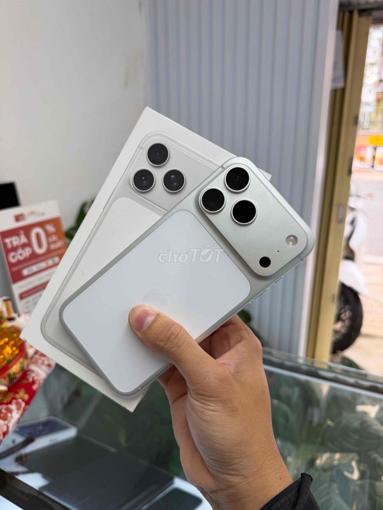 Фото 2: Apple iPhone 17 Pro Max 256GB Bạc 99.99%