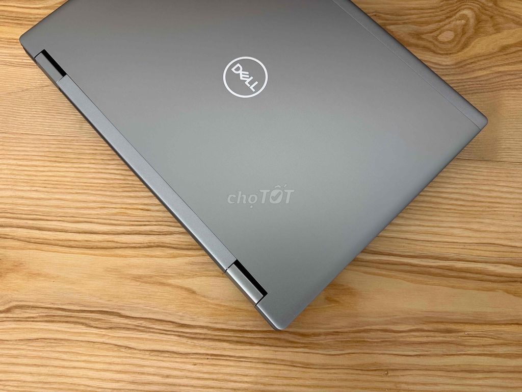 Dell Precision 7680 i7: máy like new giá tốt