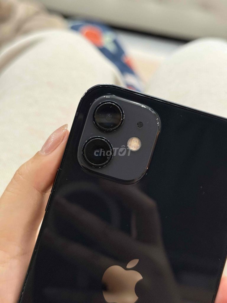 Фото 2: Apple iPhone 12 128GB Черный VN/A Аккумулятор заменен