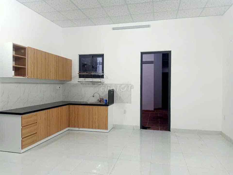 Дом 4-го уровня с антресолью, целиком, 2 спальни