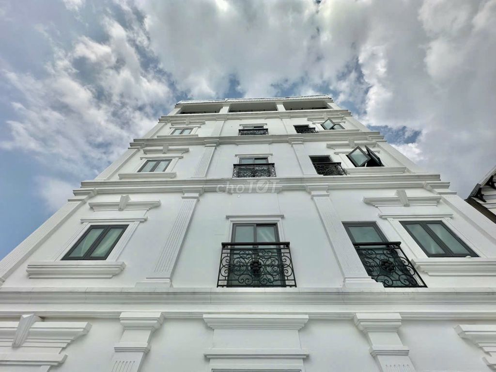 Премиальное здание у школы Ким Донг, 294 м², 6 этажей, 51 комната, 26,5 млрд