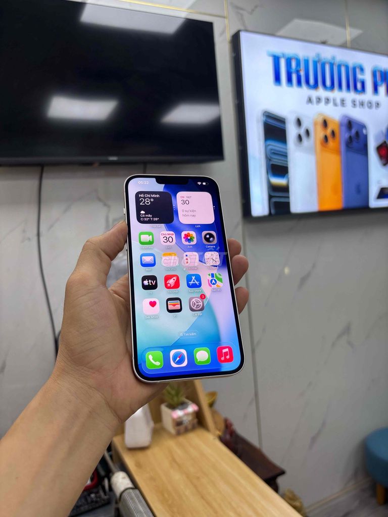 Фото 3: Apple iPhone 14 Plus 128GB Белый