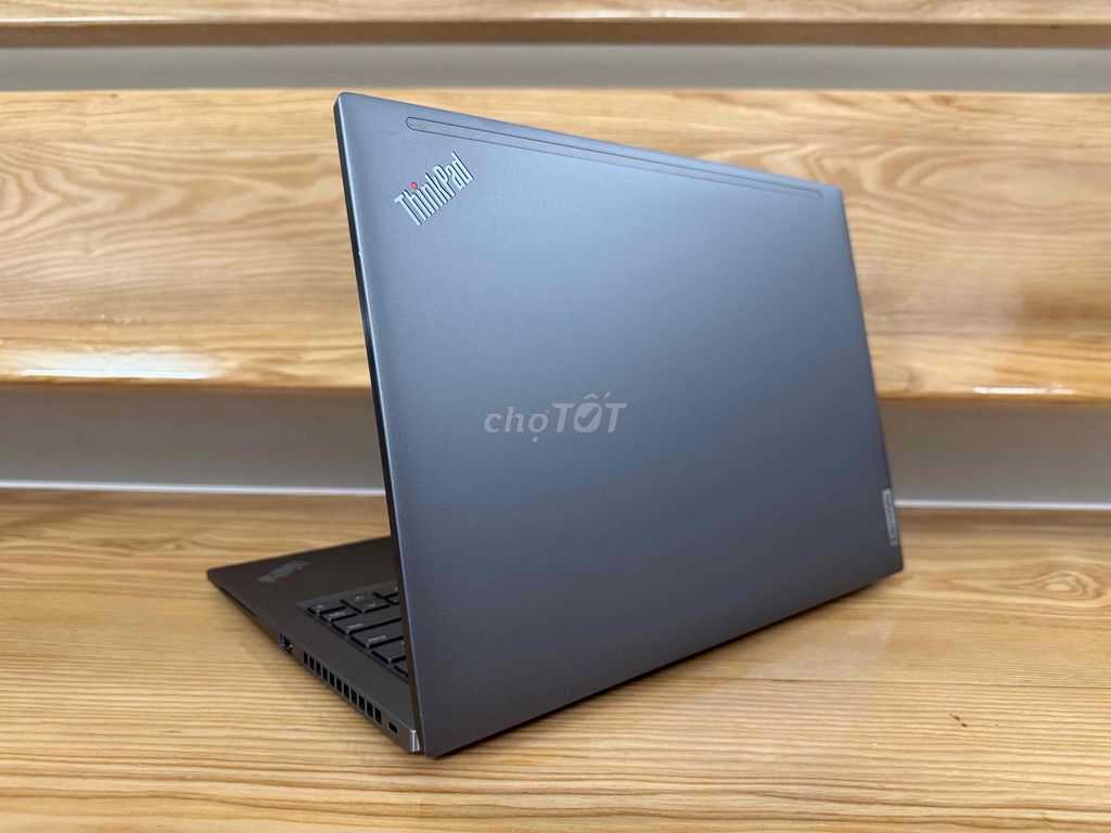 Lenovo ThinkPad T14s Gen 3: как новый, гарантия 12 мес.