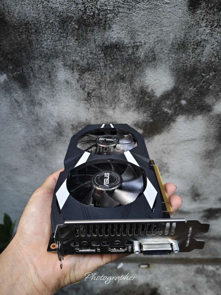 Фото 2: Нужна быстрая продажа ASUS Dual RTX 3050 6GB GDDR6