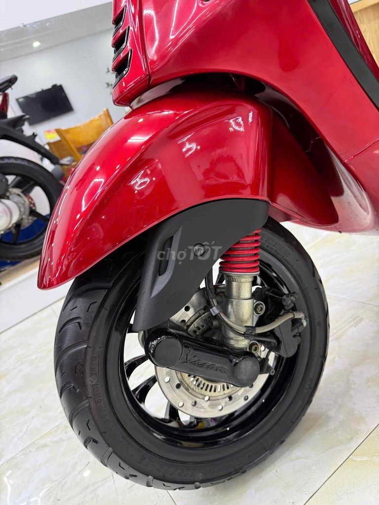 Фото 3: Piaggio Vespa Sprint iget abs 2020 Đỏ candy