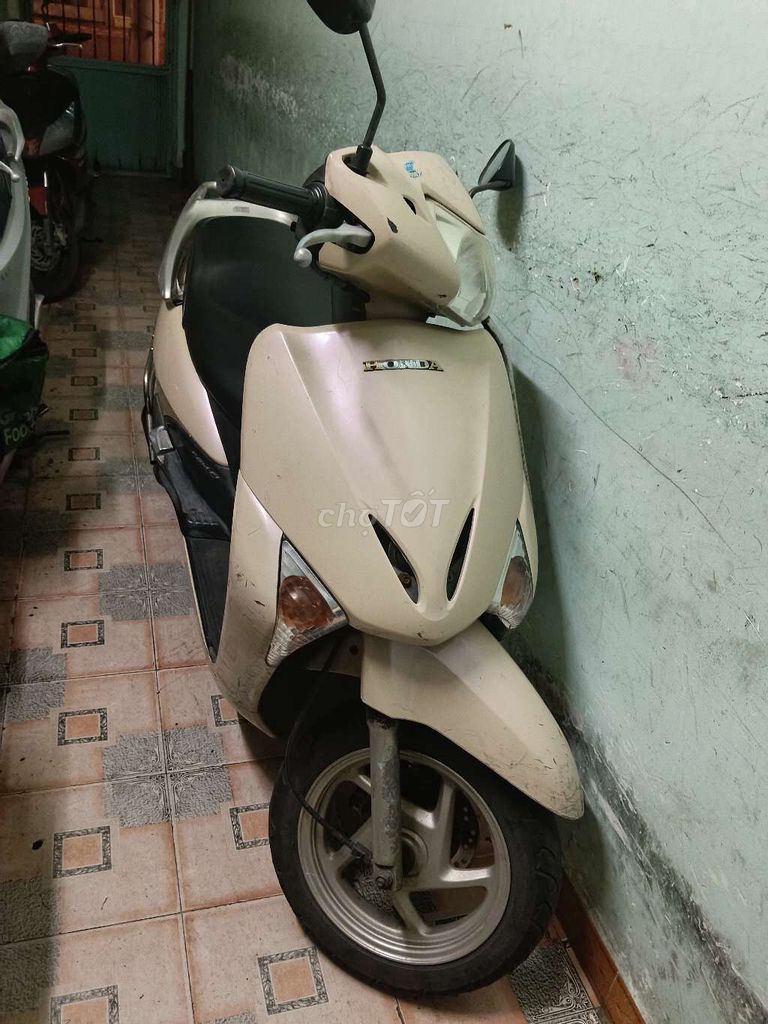 Обменяю на новый автомобиль, оставлю Honda Lead 2010, номер 43
