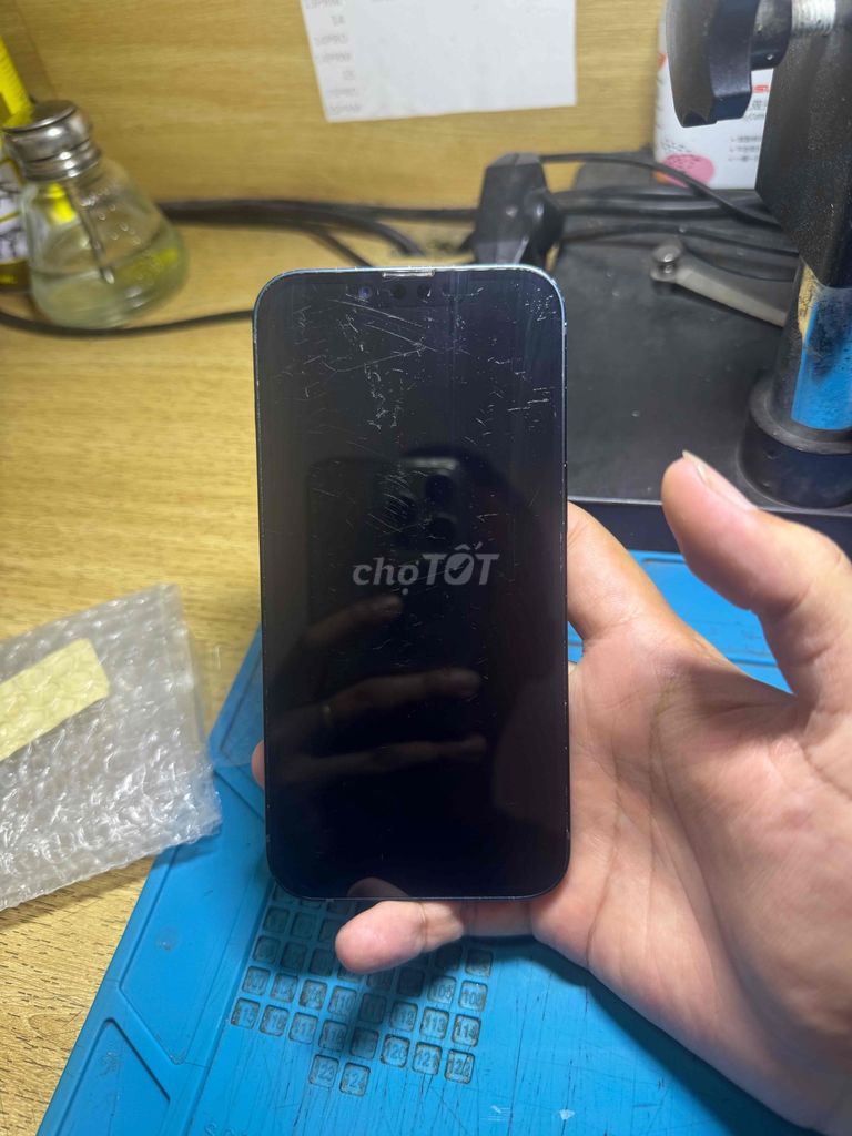 Фото 2: Apple iPhone 14 128GB Xám Đã sử dụng