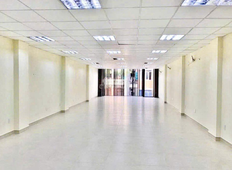 Фото 3: Сдается дом, фасад 234A, улица Нгуен Си, квартал 26, район Биньтхань