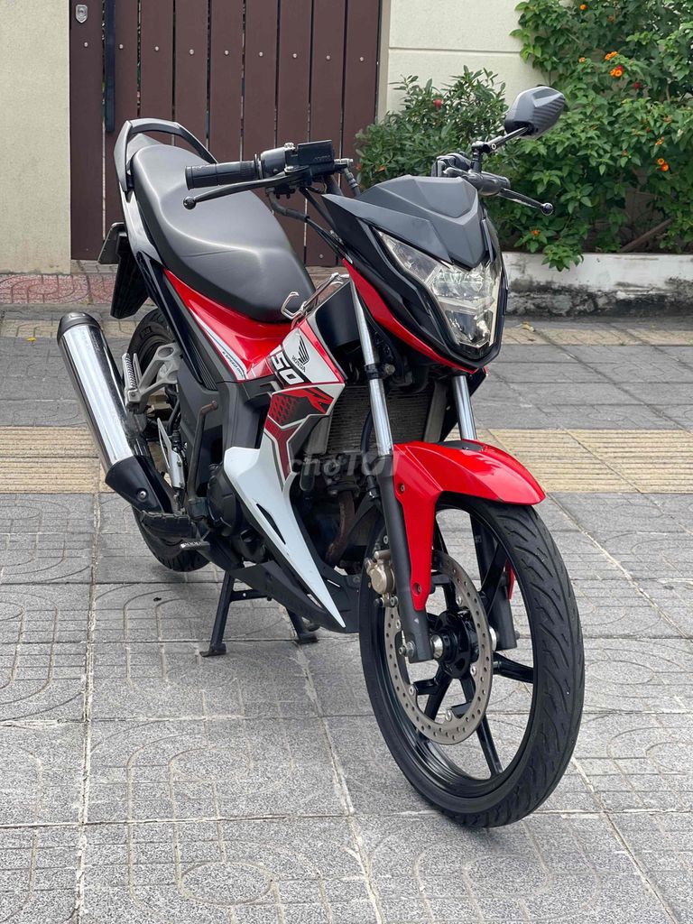Honda Sonic 2022 Красный Белый Черный