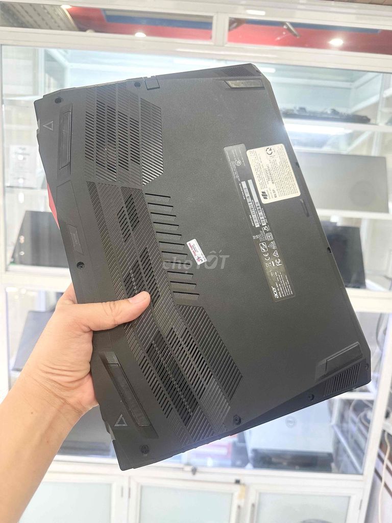 Фото 3: Acer Nitro 5 AN515-57 i5-11400H GTX 1650