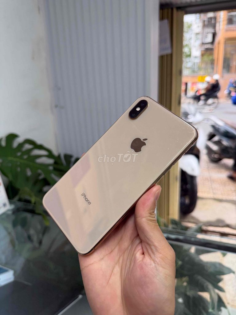 Apple iPhone XS Max 64GB Золотой, б/у