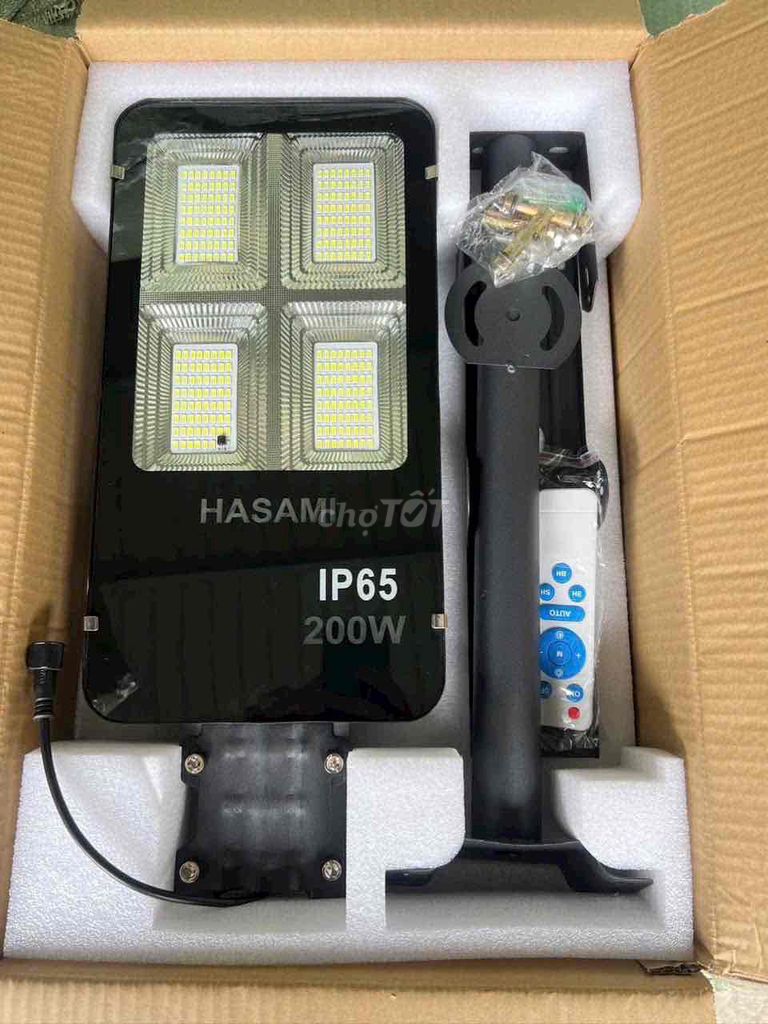 Солнечный светильник Hasami 200W черный IP65
