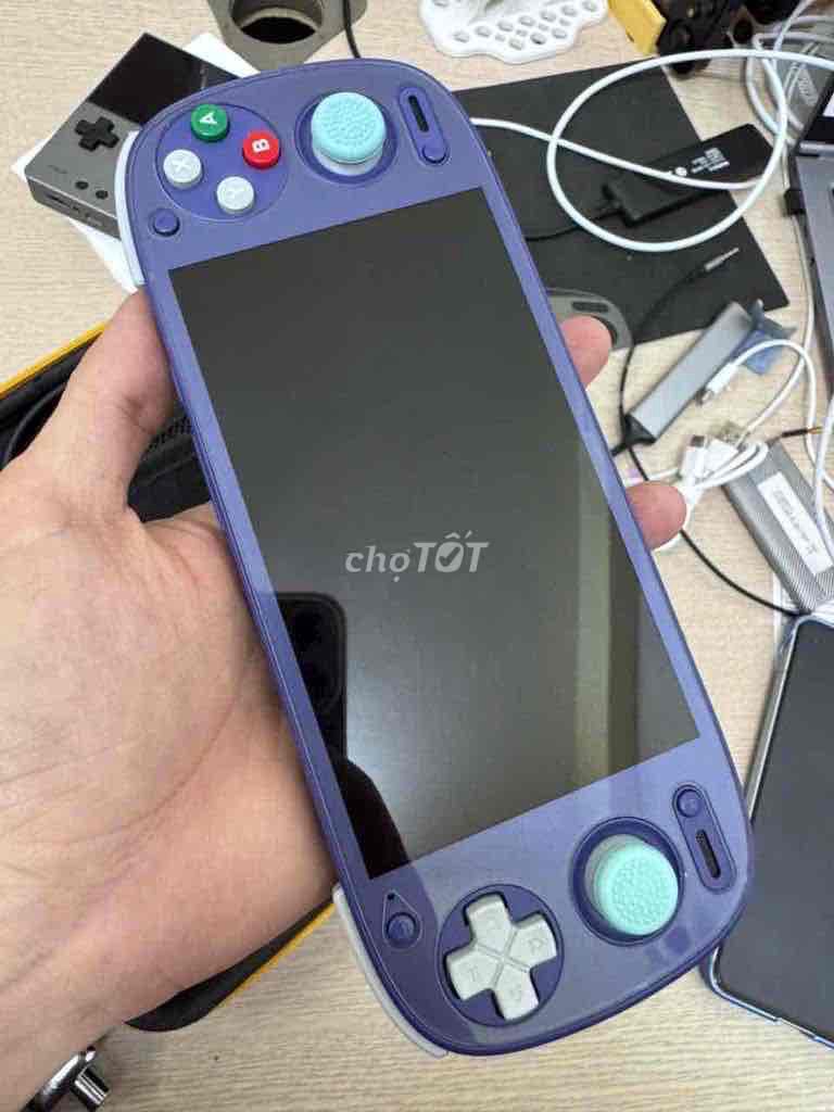 Новая ретро-игровая консоль Retro Pocket 5