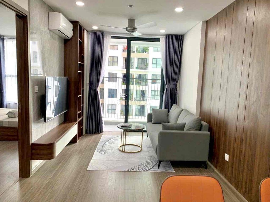Продажа 2-комнатной квартиры в FPT Plaza 2. Полная красивая мебель, очень аккуратно. S