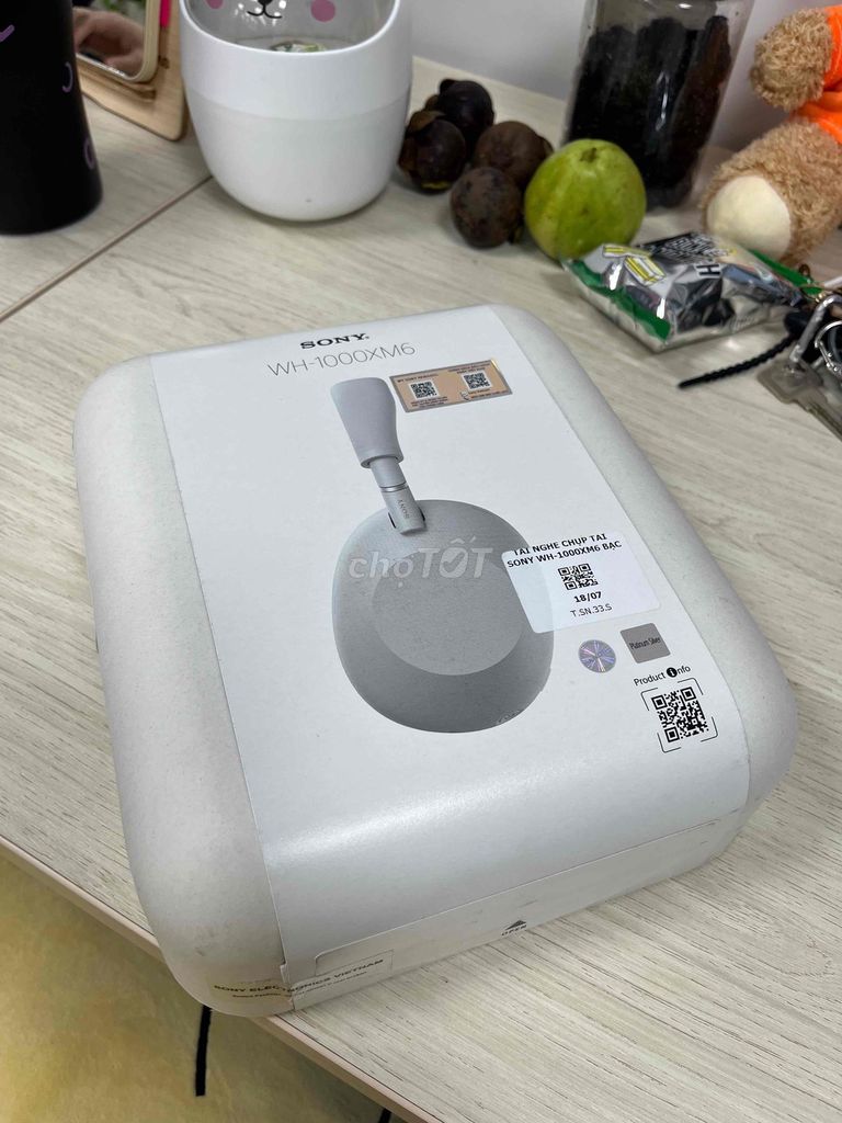 Наушники Sony WH-1000XM6, серебристые, запечатанные
