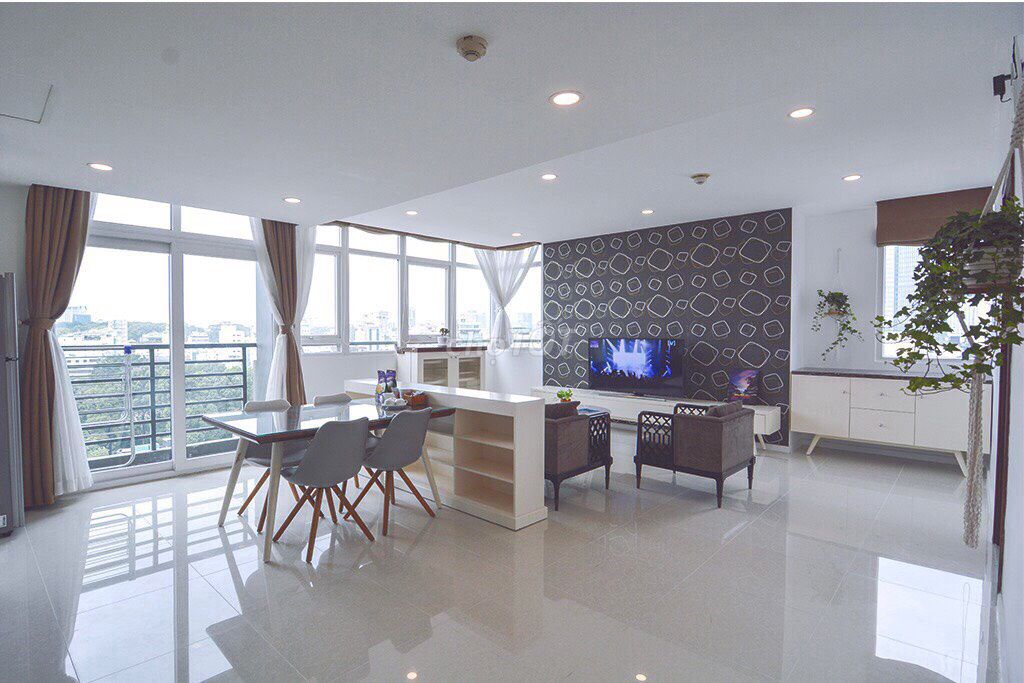 Аренда квартиры в ЖК Khải Hoàn, район 11, 140 м², 3 спальни, 15 млн