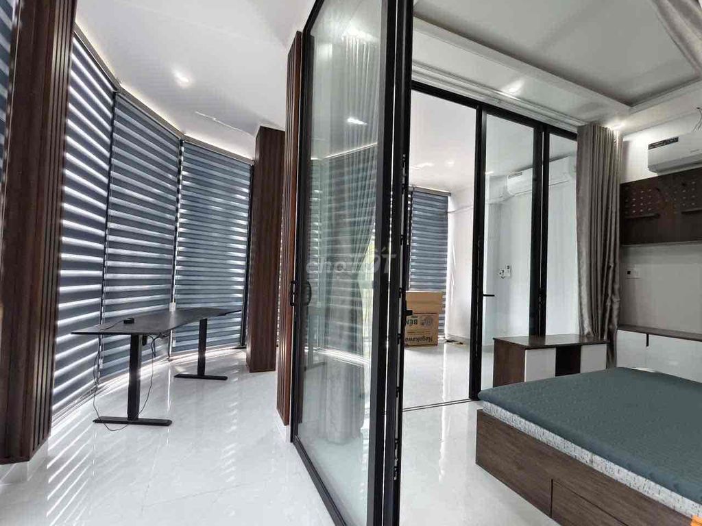 123 CHO THUÊ CĂN HỘ 3 PHÒNG NGỦ NGUYÊN TẦNG GÓC 2 MẶT TIỀN