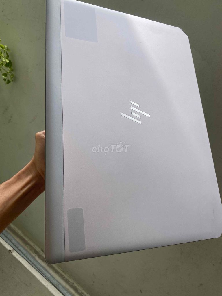HP Zbook 15 G6 i7 9850H 16GB/512GB