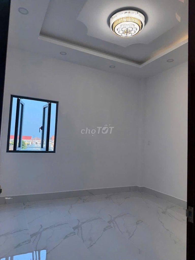 Фото 2: Сдается в аренду таунхаус на улице Фудинь рядом с районом 6, 175м², цена 15 млн