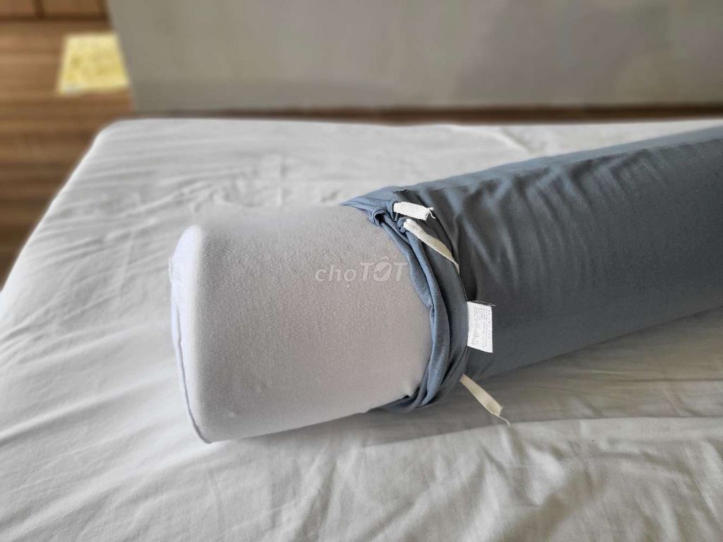 Фото 2: Gối Cao su thiên nhiên Xám Dễ mang theo