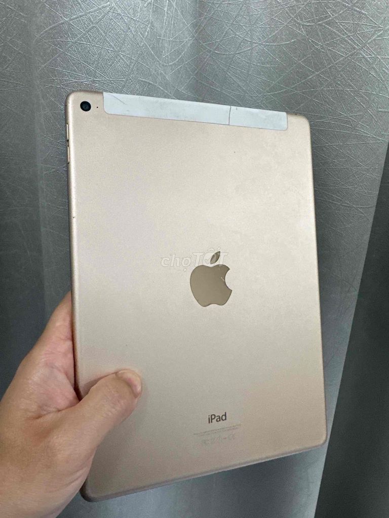 Фото 2: Apple iPad Air 2 64GB золотой 4G как новый