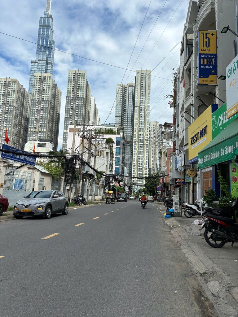 Фото 3: ЗЕМЛЯ В ПЕРЕУЛКЕ ДЛЯ АВТОМОБИЛЕЙ ДЬЕНБЬЕНФУ – НГУЕН ХЫУ КАНЬ – LANDMARK 81 | 4x22M
