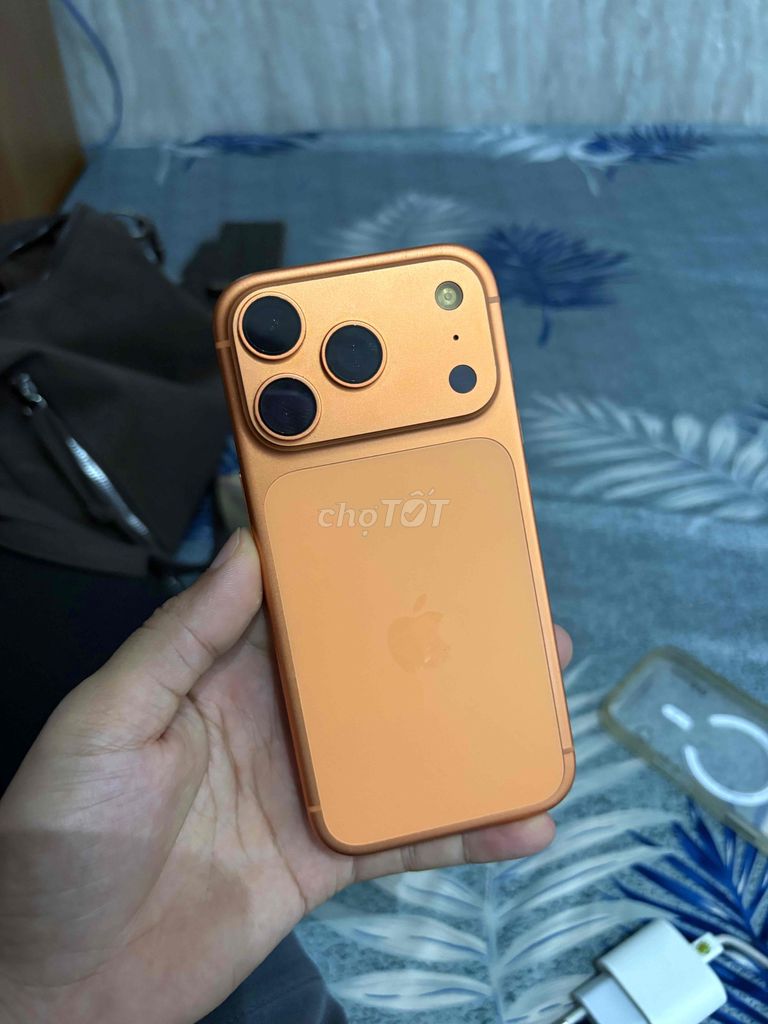 Apple iPhone 17 Pro 256GB Cam 90%